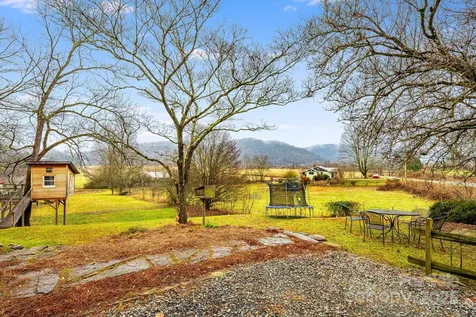 195 Whitmire Road Brevard NC 28712