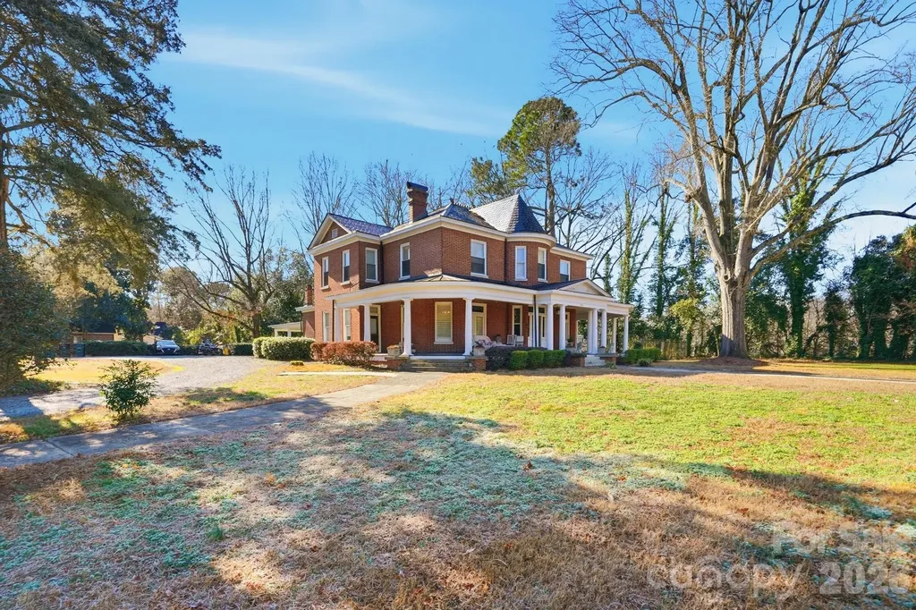 1103 W Franklin Street Monroe NC 28112