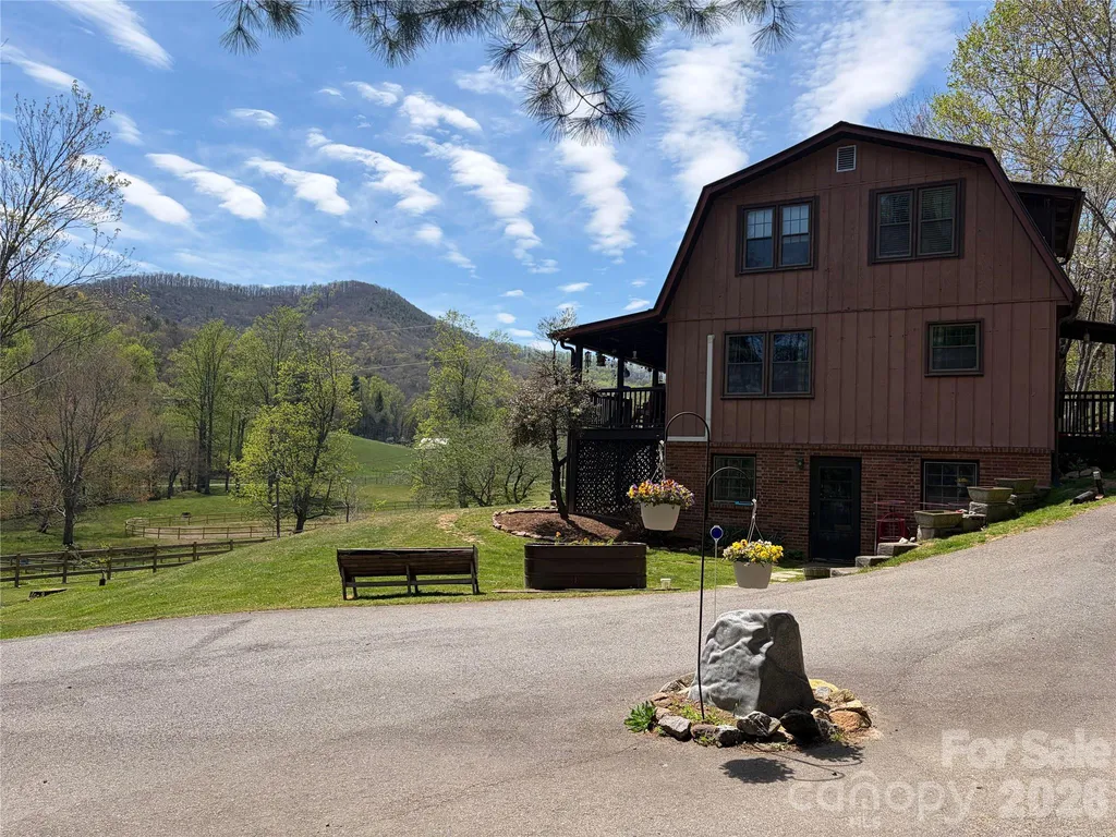 366 Dix Creek #2 Road Leicester NC 28748