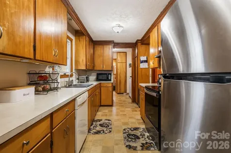 65 Roy Lane Black Mountain NC 28711