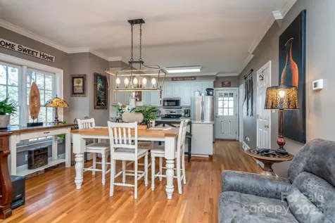 21 Maple Leaf Lane Glade Valley NC 28627