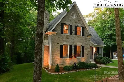 21 Maple Leaf Lane Glade Valley NC 28627
