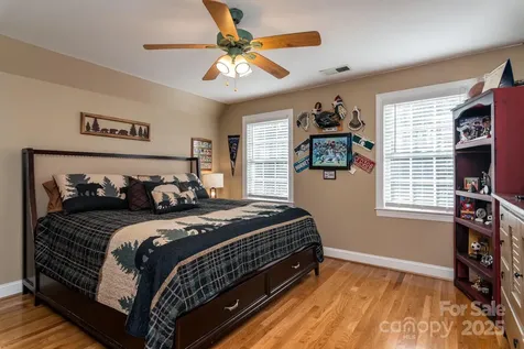 21 Maple Leaf Lane Glade Valley NC 28627