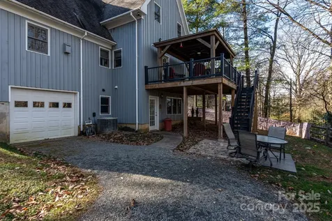 21 Maple Leaf Lane Glade Valley NC 28627