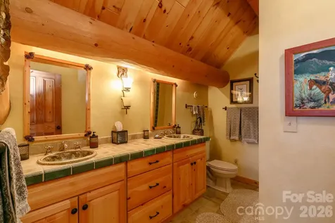 851 Austin Mountain Drive Burnsville NC 28714