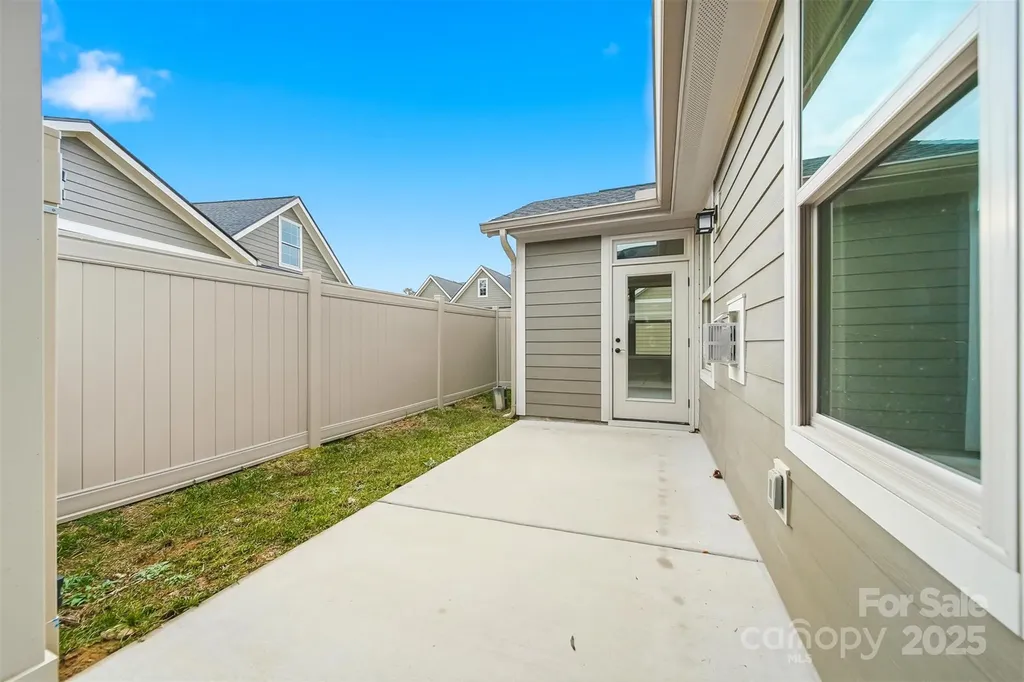 835A Wynnshire Drive Hickory NC 28601