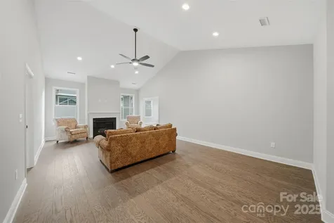 835A Wynnshire Drive Hickory NC 28601