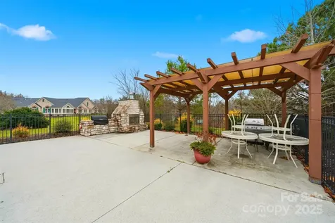835A Wynnshire Drive Hickory NC 28601