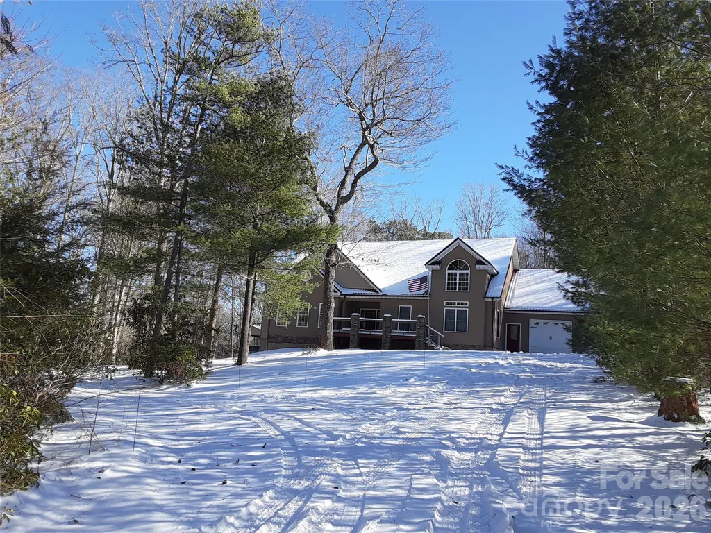 31 Reeds Creek Road Fairview NC 28730
