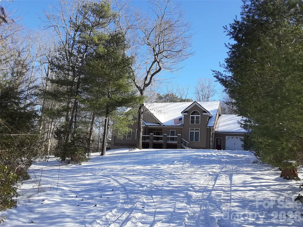 31 Reeds Creek Road Fairview NC 28730