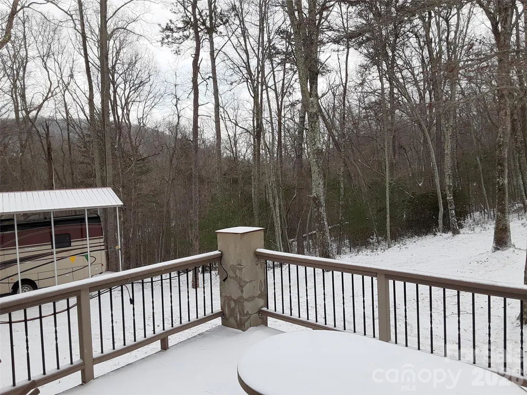 31 Reeds Creek Road Fairview NC 28730