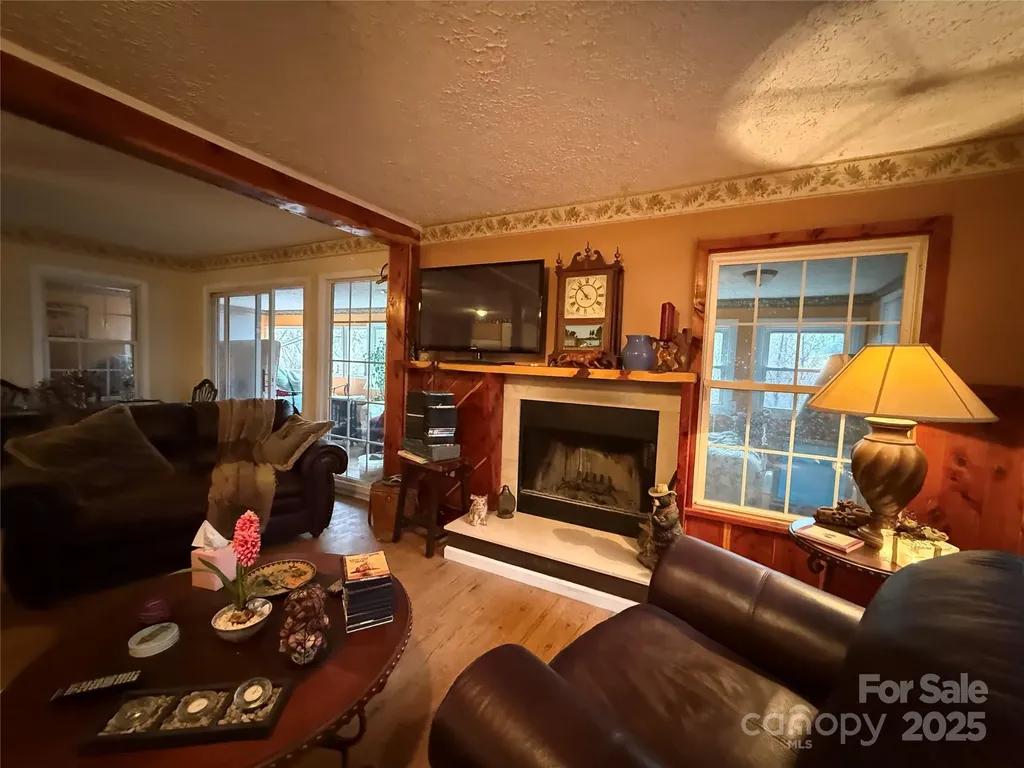 201 Mountain Vista Road Canton NC 28716