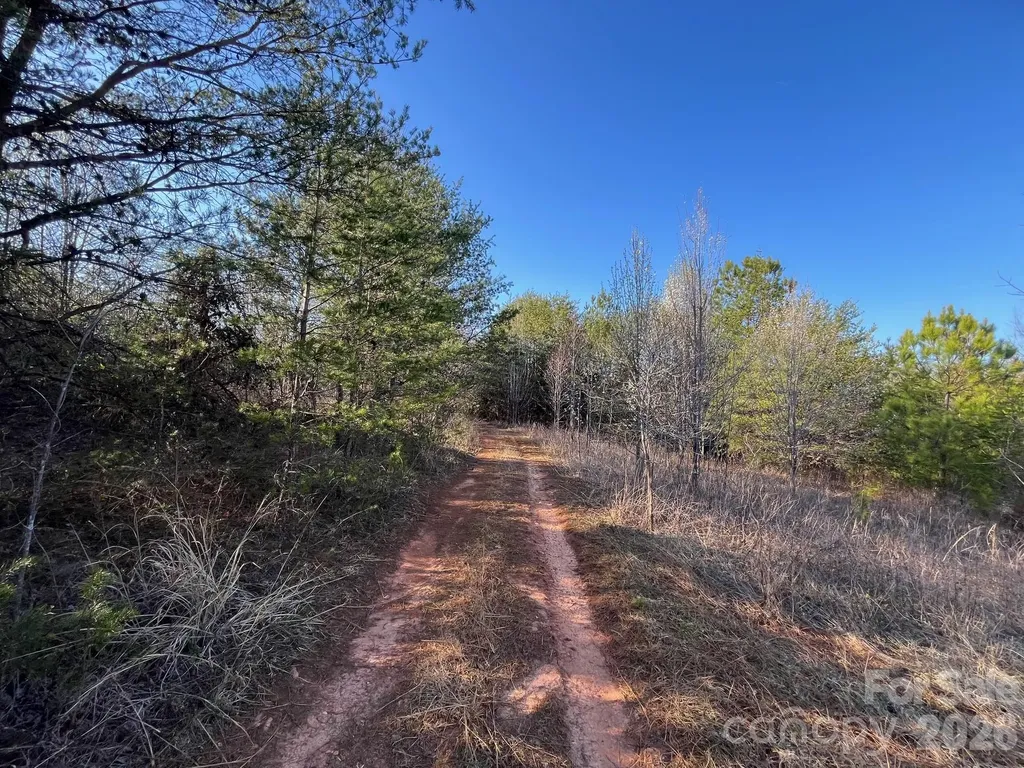 V/l Southern Way Nebo NC 28761