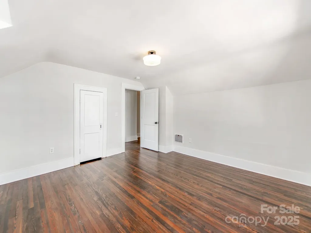 518 5th Avenue Gastonia NC 28052