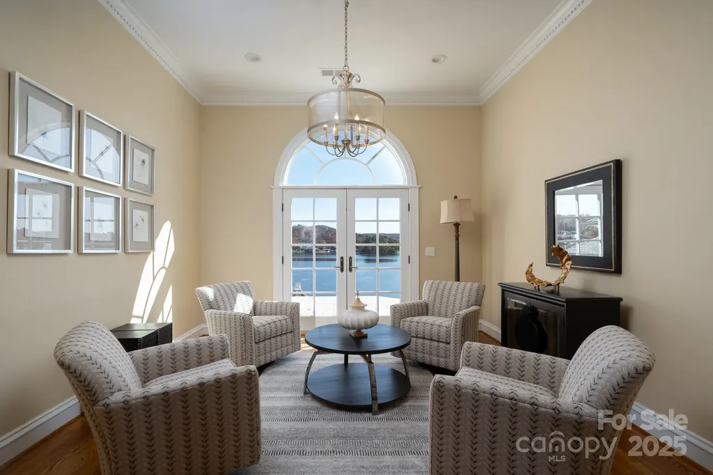444 Glenbrook Springs New London NC 28127