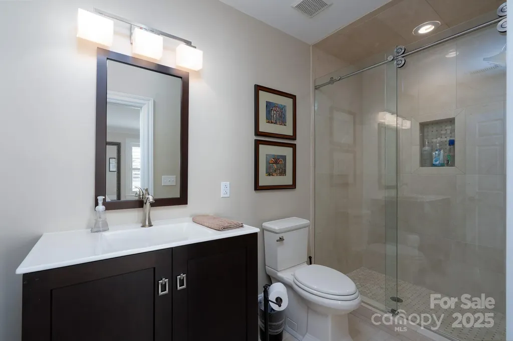 444 Glenbrook Springs New London NC 28127