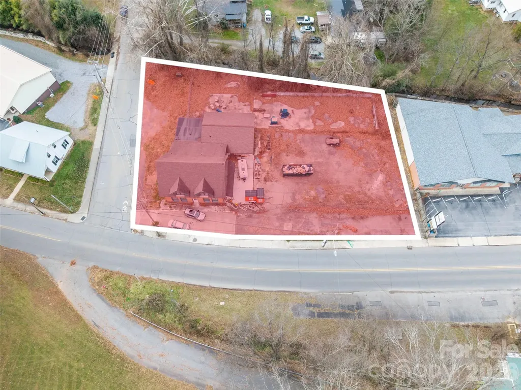 595 N Main Street Waynesville NC 28786