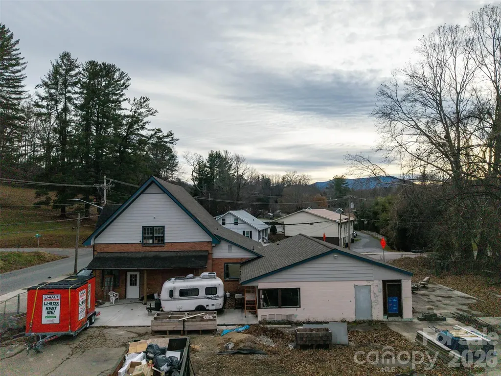 595 N Main Street Waynesville NC 28786