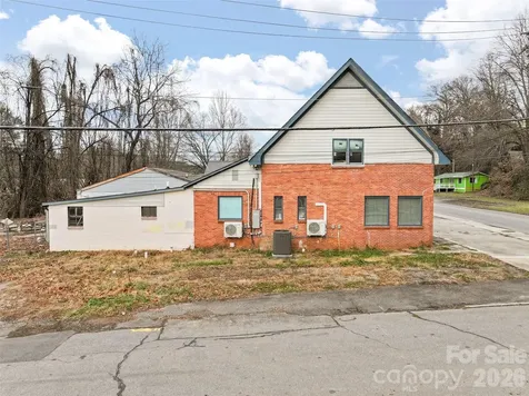 595 N Main Street Waynesville NC 28786