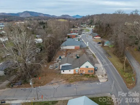 595 N Main Street Waynesville NC 28786