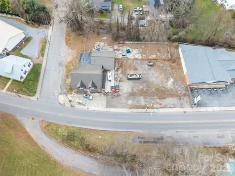 595 N Main Street Waynesville NC 28786