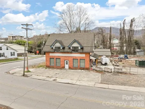 595 N Main Street Waynesville NC 28786