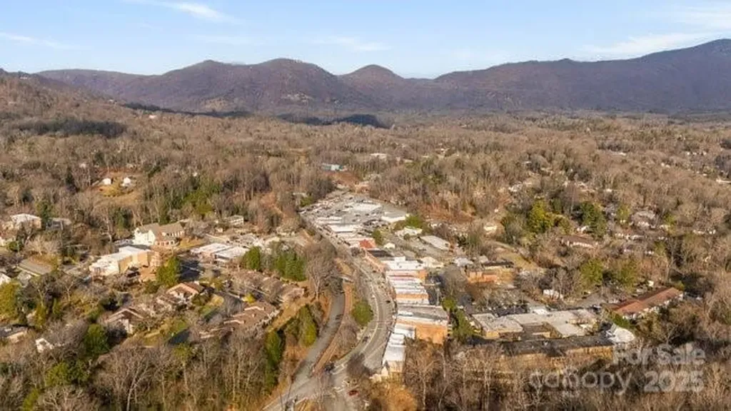 44 Bickford Avenue Tryon NC 28782