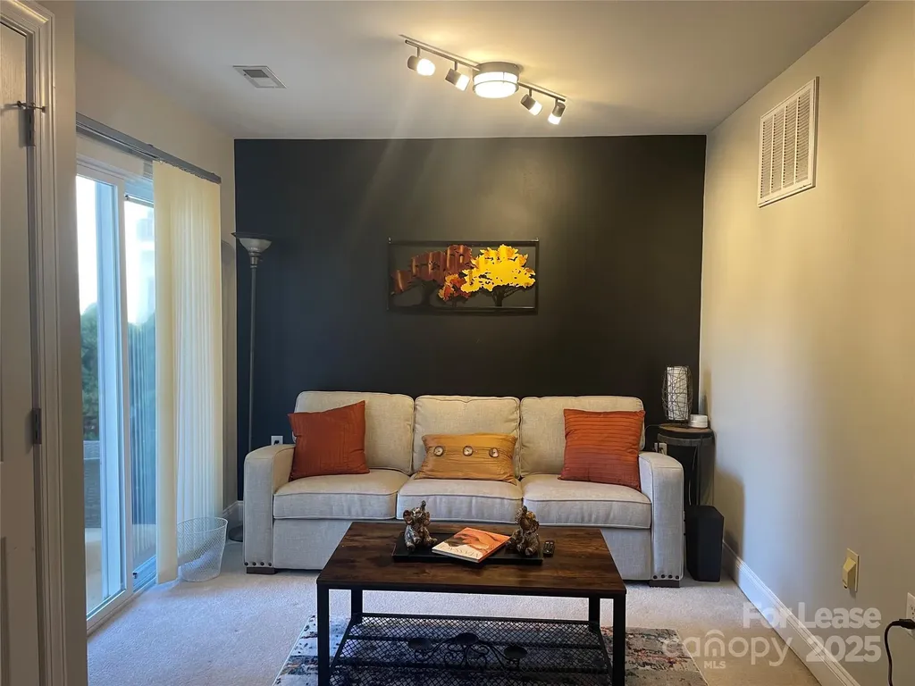 6329 Park Creek Drive Charlotte NC 28262