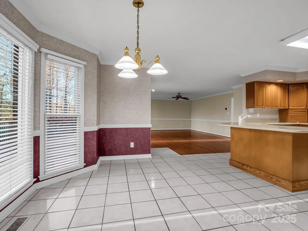 907 Weymouth Drive Gastonia NC 28056