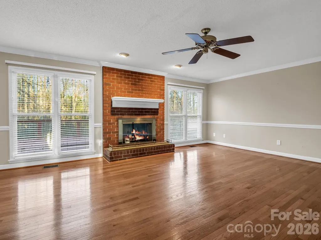 907 Weymouth Drive Gastonia NC 28056