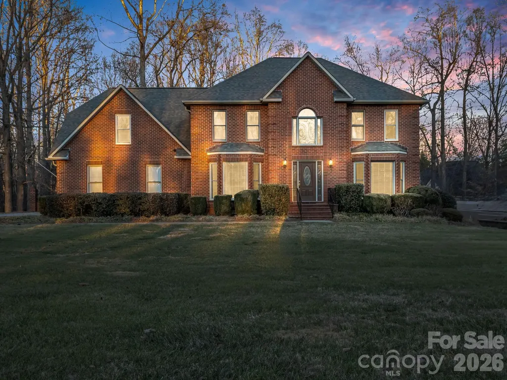 907 Weymouth Drive Gastonia NC 28056