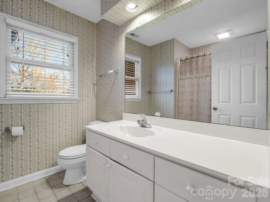 907 Weymouth Drive Gastonia NC 28056