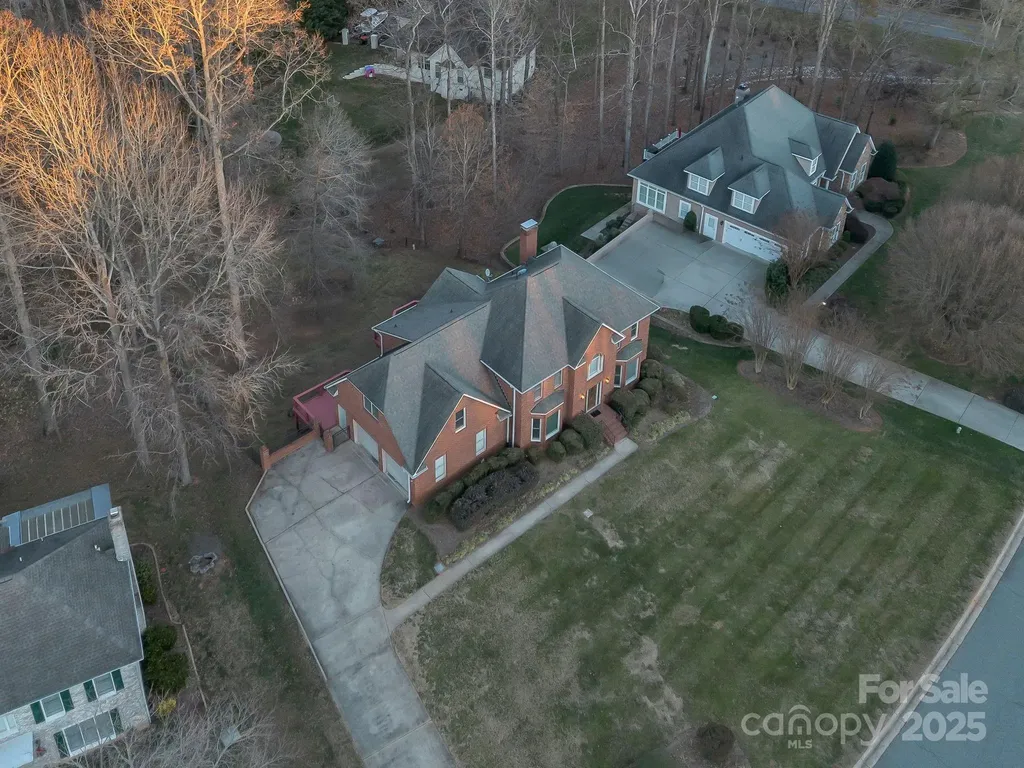 907 Weymouth Drive Gastonia NC 28056