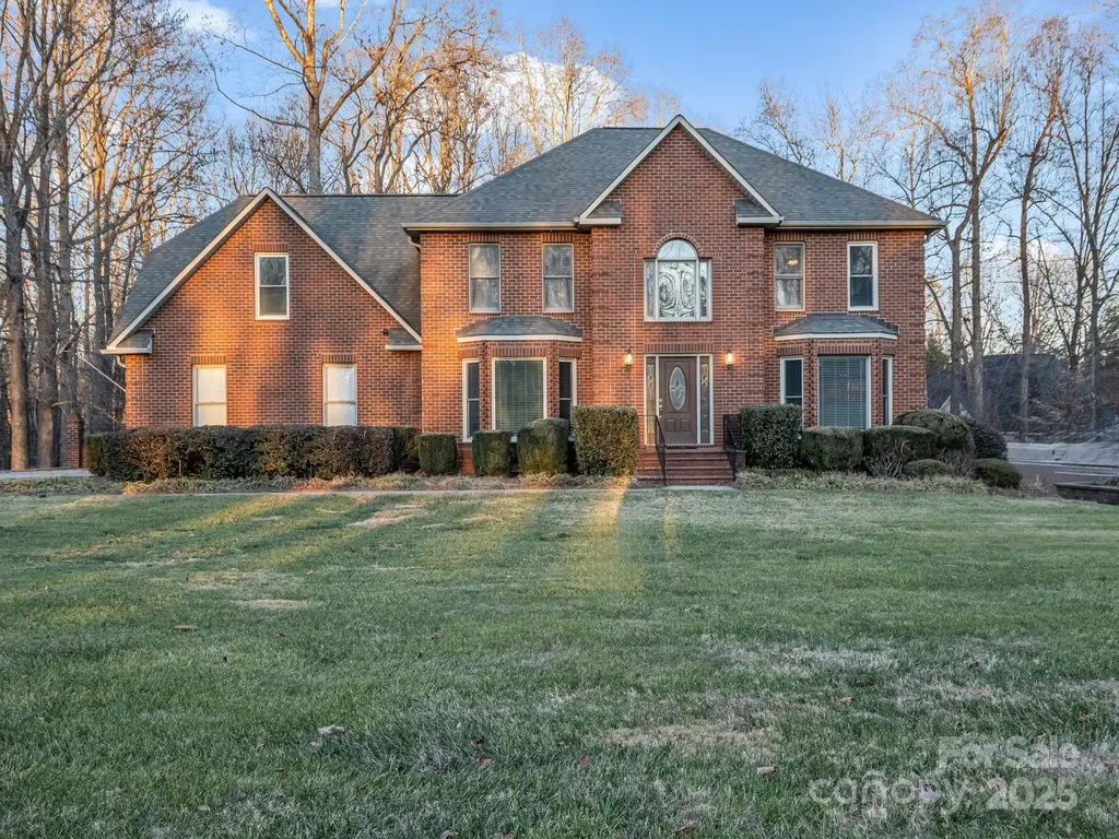 907 Weymouth Drive Gastonia NC 28056