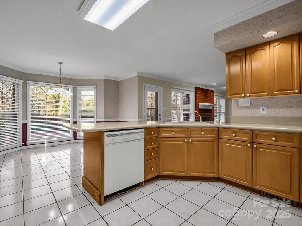907 Weymouth Drive Gastonia NC 28056