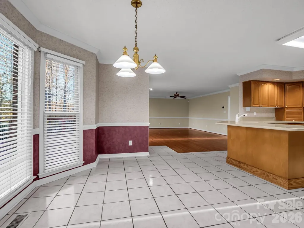 907 Weymouth Drive Gastonia NC 28056