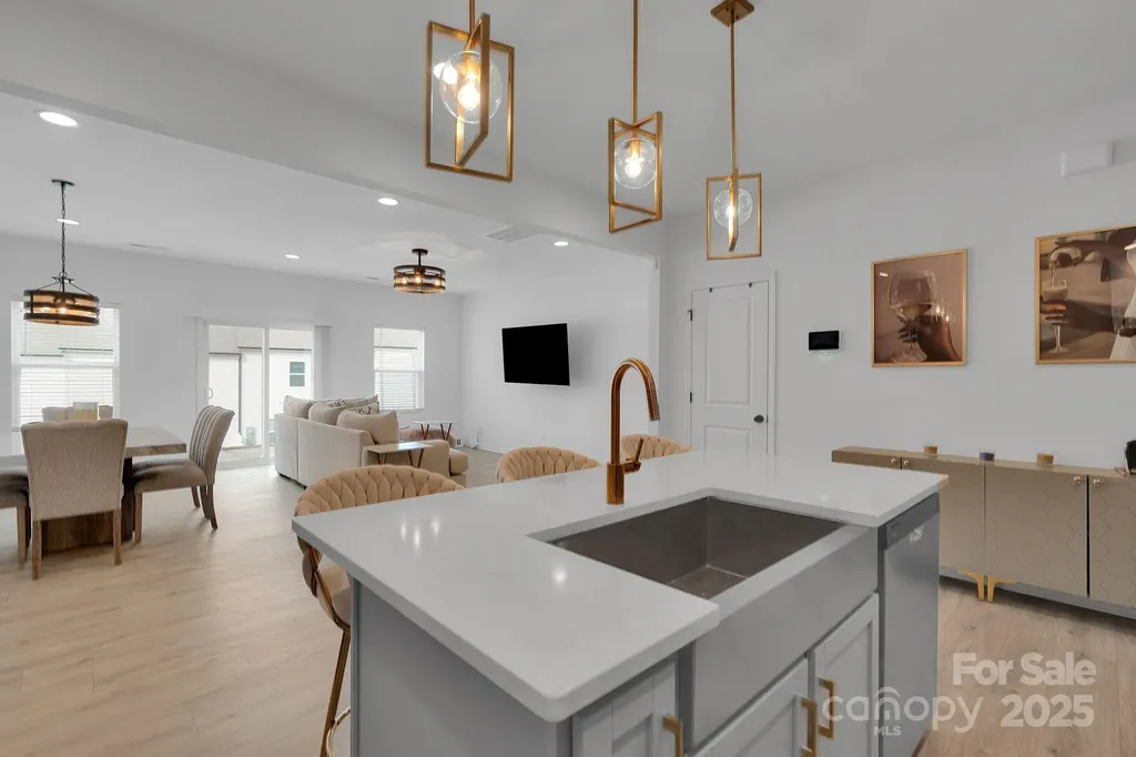 11012 Pagebrook Lane Charlotte NC 28214