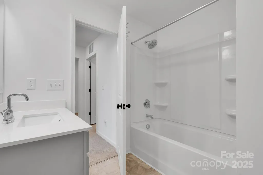 11012 Pagebrook Lane Charlotte NC 28214