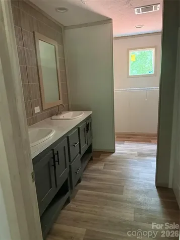 2468 Bonnie Glen Clover SC 29710