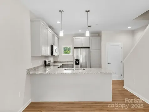 3 Lee Garden Lane Asheville NC 28801