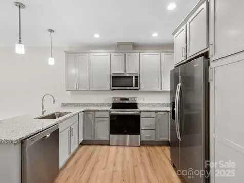 3 Lee Garden Lane Asheville NC 28801