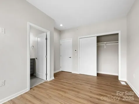 3 Lee Garden Lane Asheville NC 28801