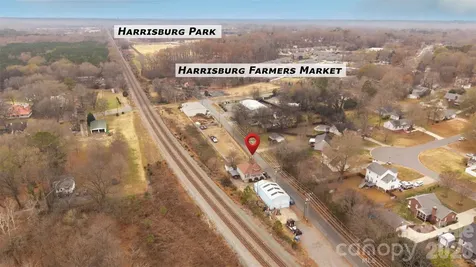 4423 Railroad Avenue Harrisburg NC 28075