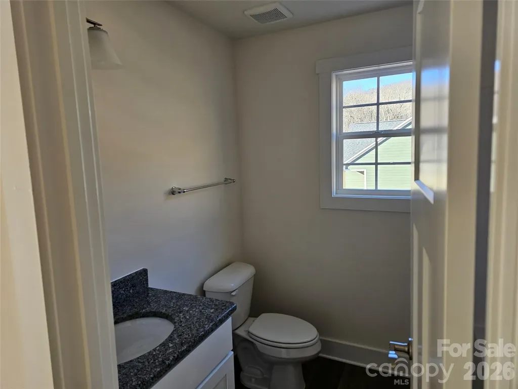109 Crew Lane Black Mountain NC 28711