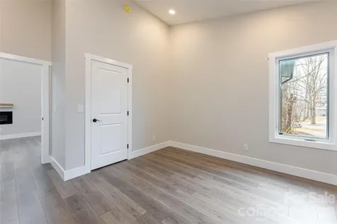 153 Hackleburg Lane Hendersonville NC 28792