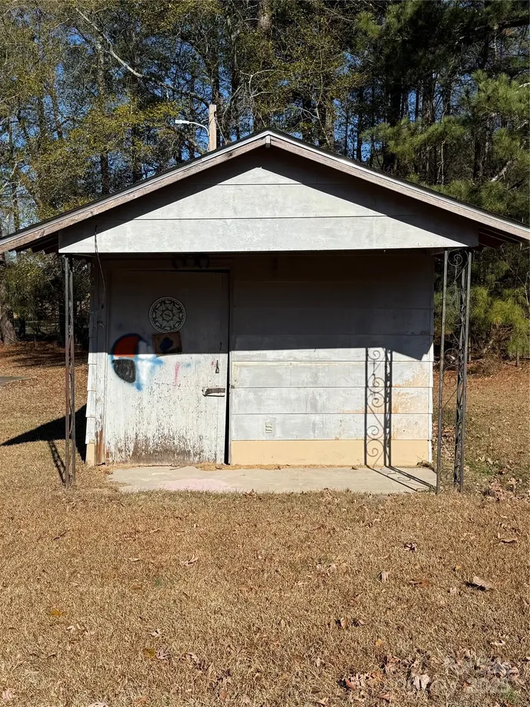 2755 Us 74 Highway E Wadesboro NC 28170