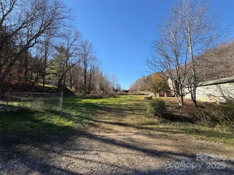 2843 Dellwood Road Waynesville NC 28786