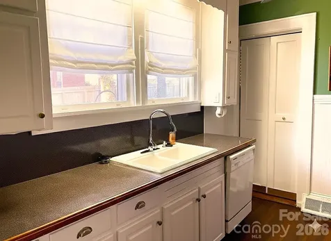 1051 Pee Dee Avenue Albemarle NC 28001