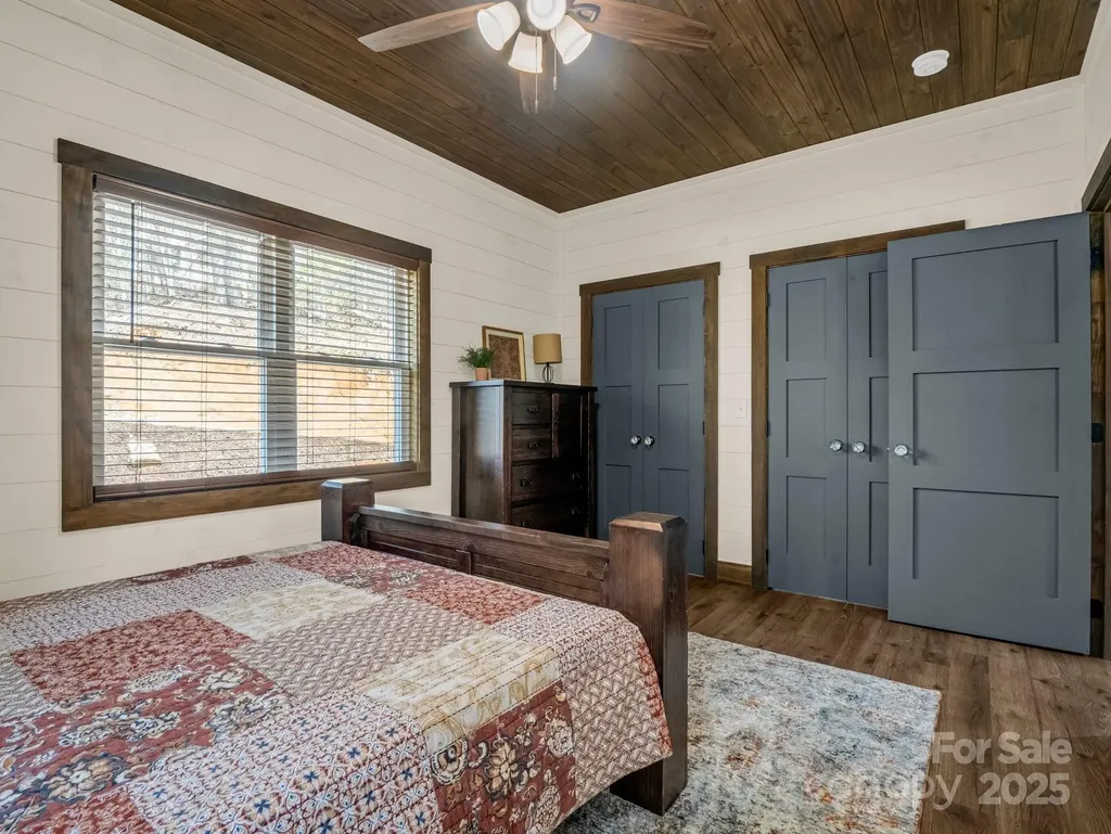 107 Twisted Birch Drive Hendersonville NC 28792
