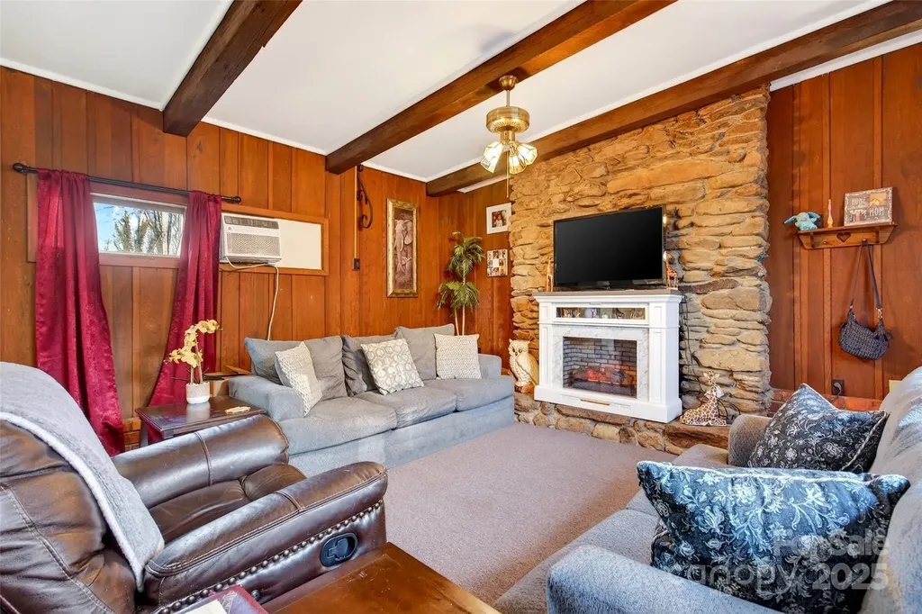 60 Greenwood Drive Marion NC 28752